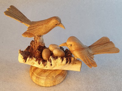 Фигурка «Птички на гнезде» из ценных пород дерева (10-12 см)